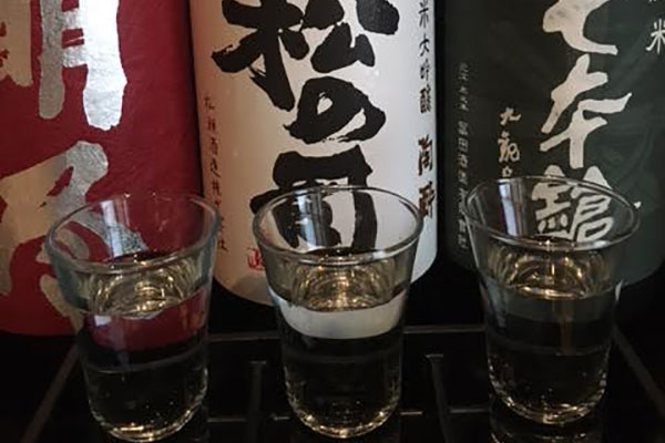 日本酒飲み比べ